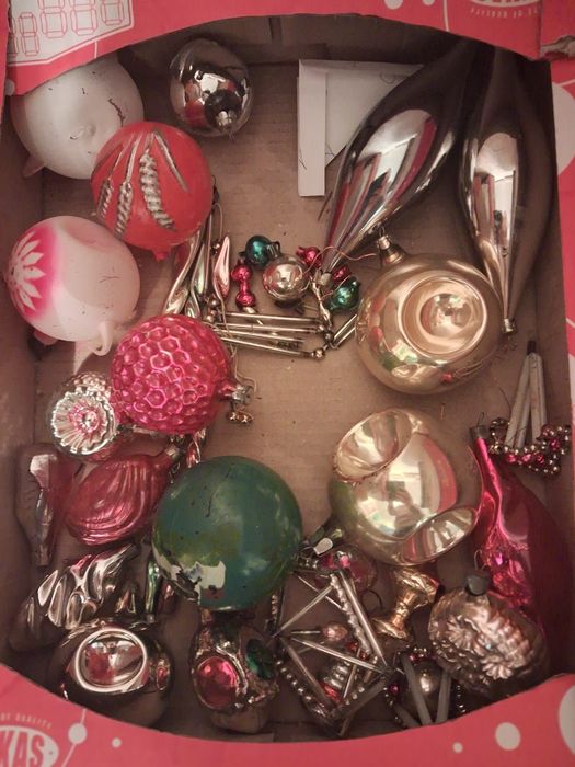 старые елочные игрушки