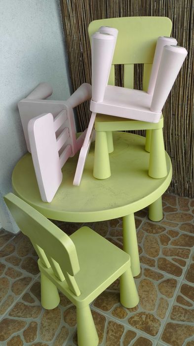 Stolik i 4 krzesła IKEA Mammut