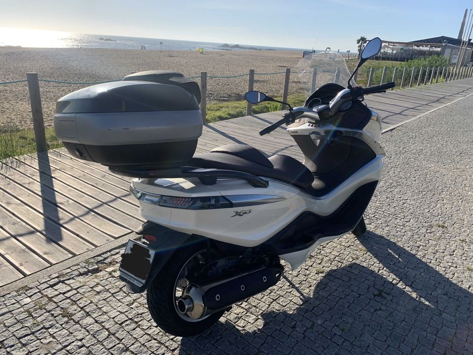 Piaggio X10 500ie Executive