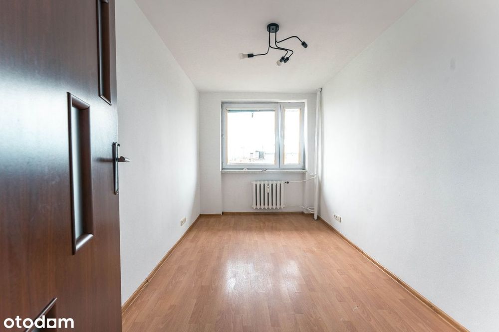 Przestronne mieszkanie z balkonem w centrum