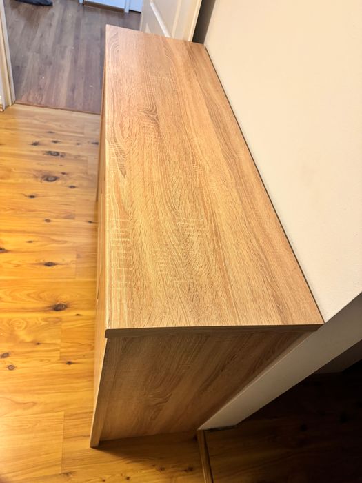 Sprzedam komodę do salonu