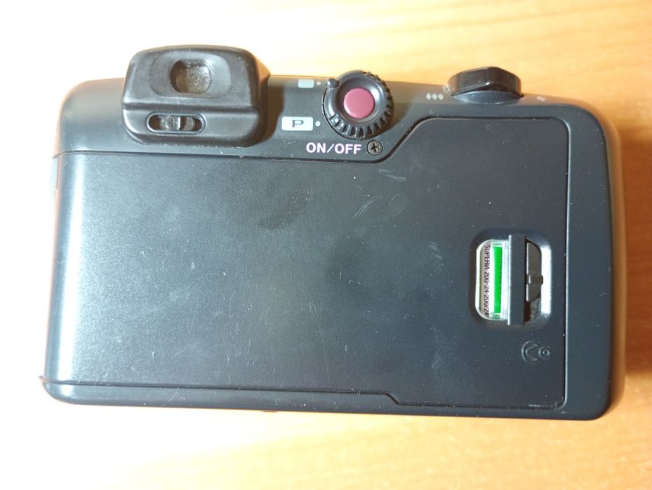 Плівковий фотоапарат Pentax espio 115