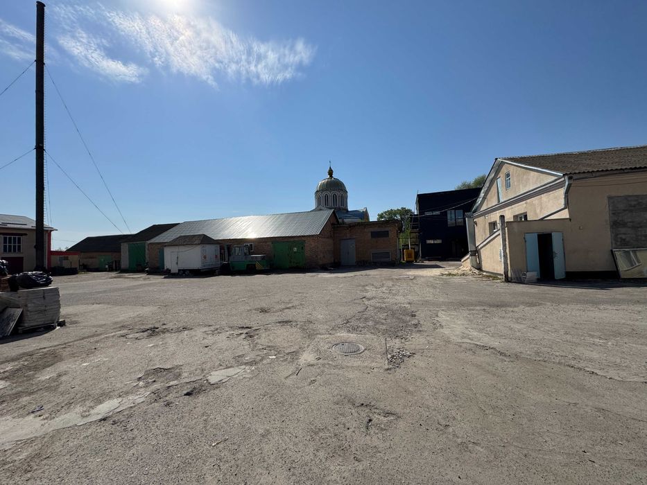 Приміщення на першому поверсі в центрі Сміли, вул. Мічуріна