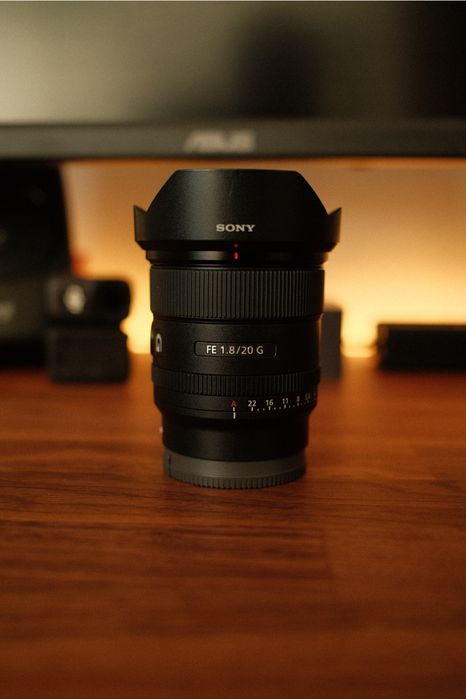 Sony FE 20mm f/1.8 G