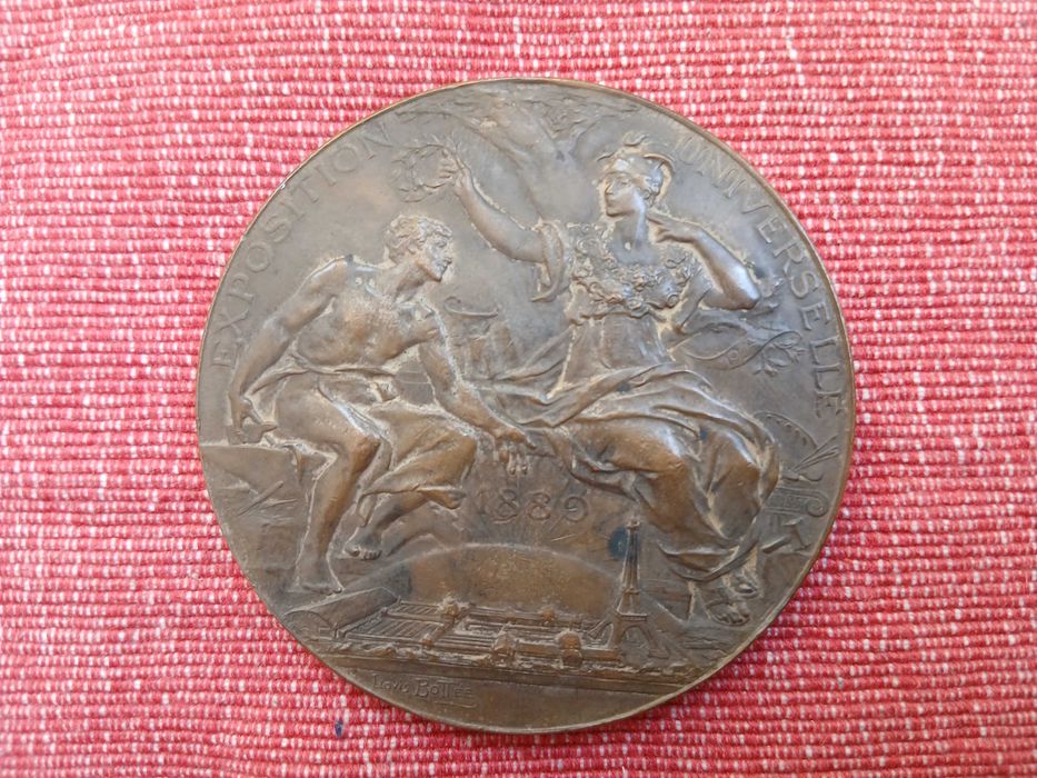 Medalha Exposition Universelle Paris 1889, Eiffel Tower