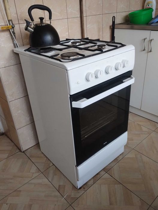 Kuchenka wolnostojąca AMICA szer. 50