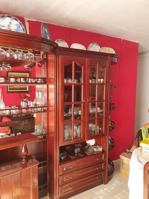 Movel de Sala + mesa e cadeiras