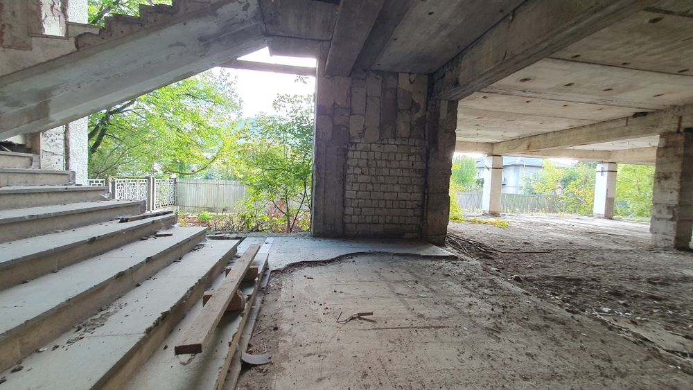 ПРОДАЖ ОБ'ЄКТА МЕГА об'ємного - незавершеного будівництва у м.Тячів