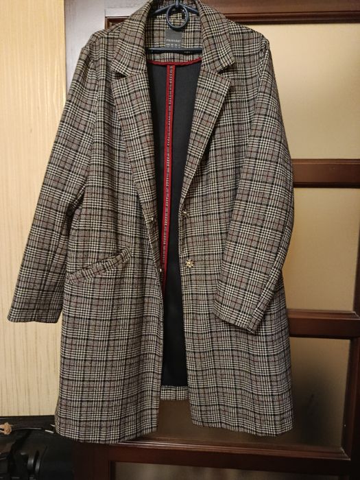 Пальто  жіноче,легке р.48-50