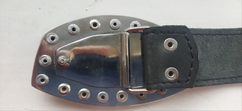 Ремінь мужскій єксклюзів у єдиному екземплярі.