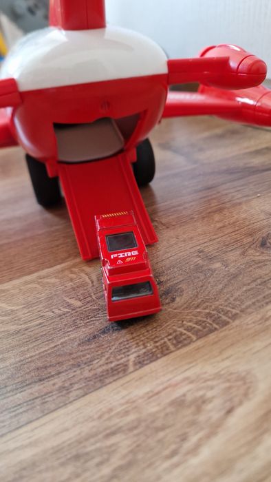 Літак гараж, самолёт гараж, літачок великий з машинами