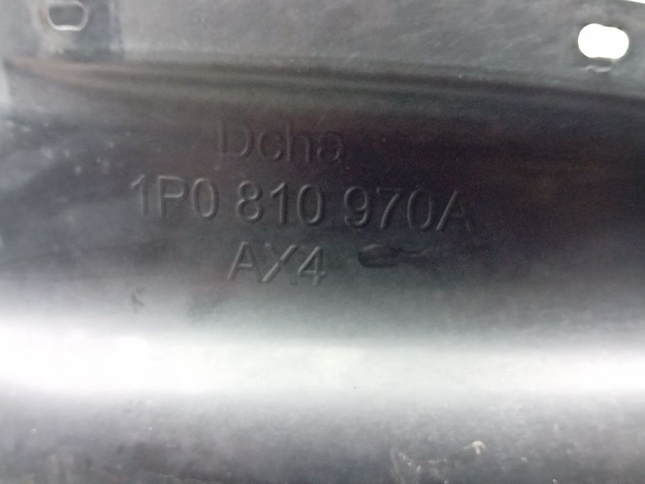 Cava roda trás direita SEAT Leon (1P1)