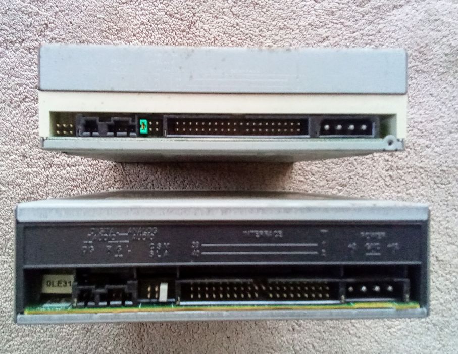 CD-RW and DVD Drives64297766463105121