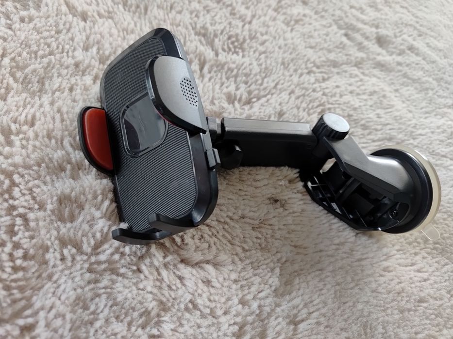 Uchwyt na telefon do samochodu regulowany