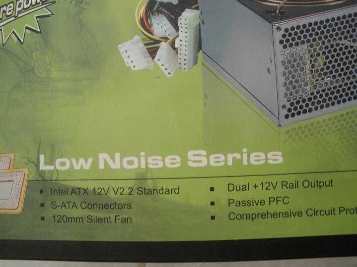 Блок питания DELUX DLP-31A коробка