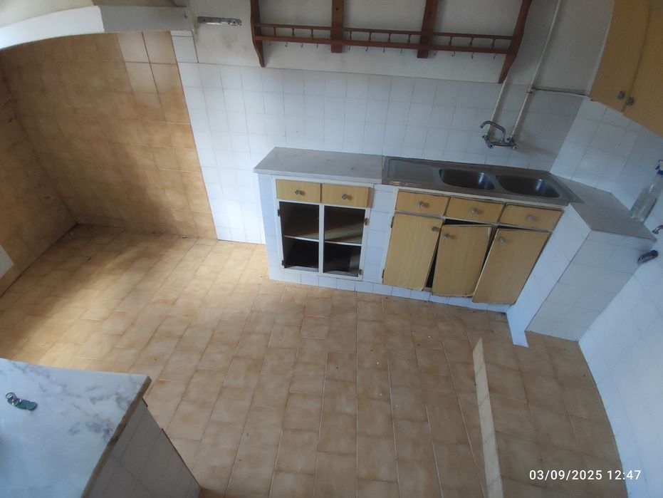 Moradia T3/pátio/espaço