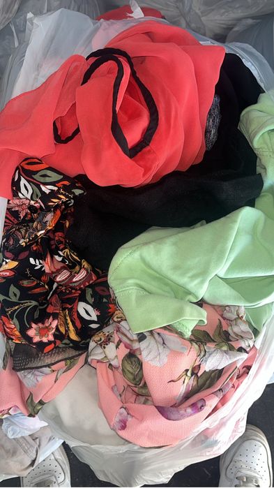 Odzież używana hurtownia Anglia d2d