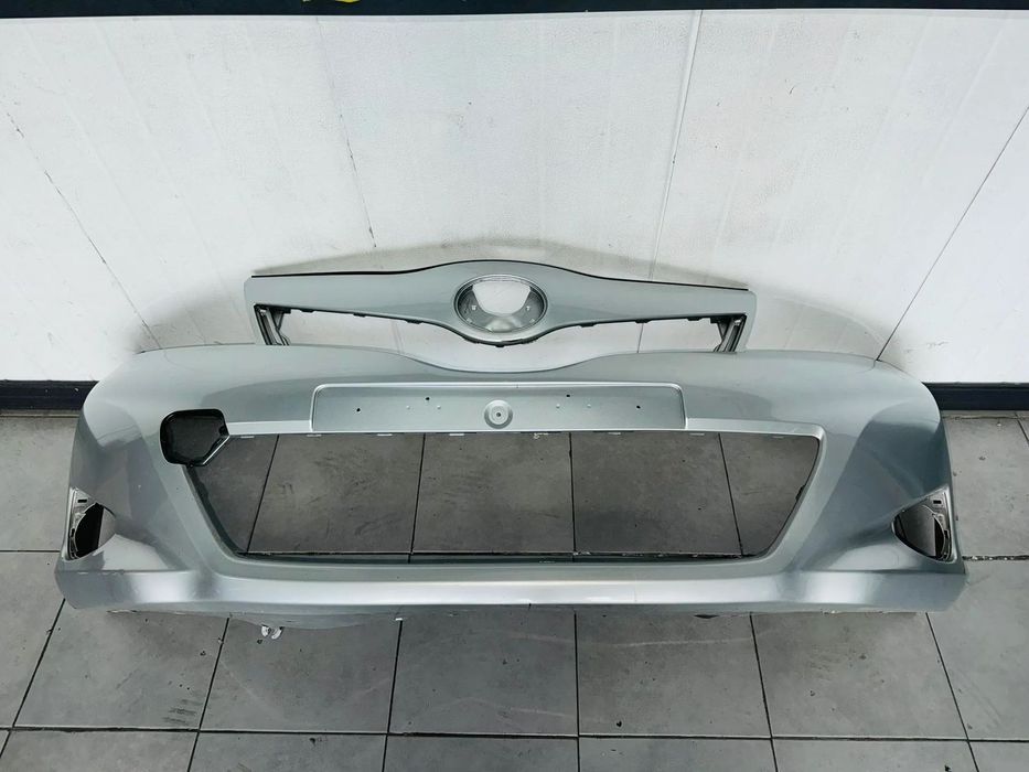 Para Choques Frente Toyota Yaris - 2011 / 2014 - PCH1693
