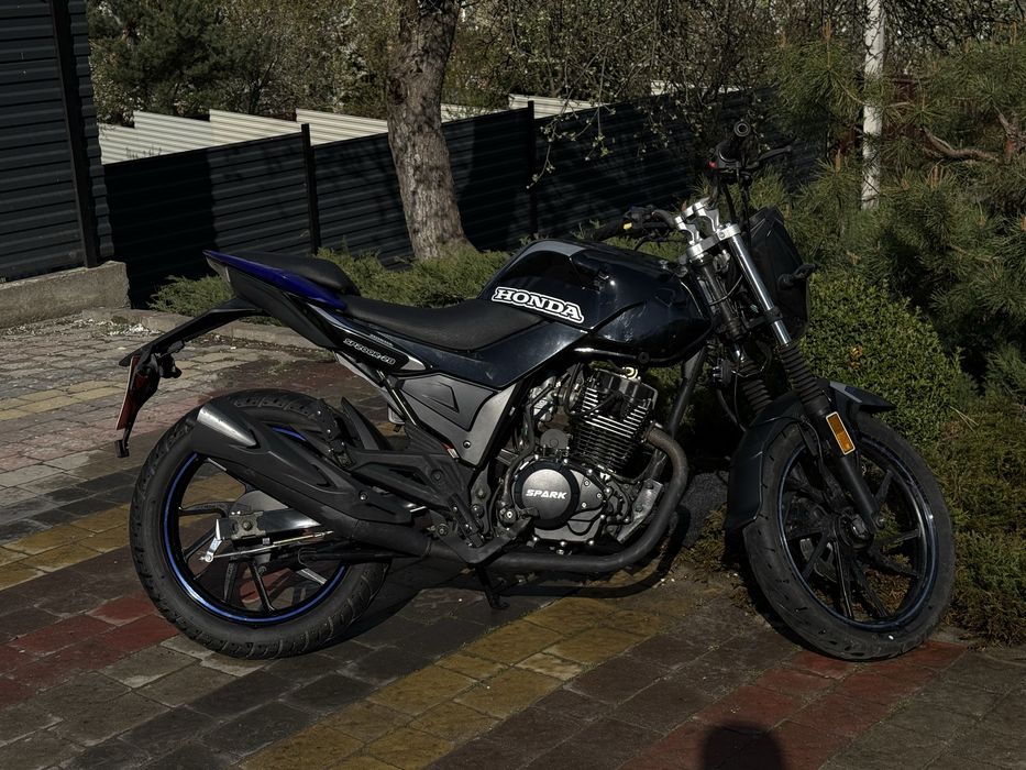 Spark sp200 r28 200 куб пробіг лише 400км