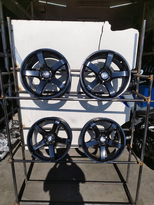 Felgi 17" 4x100 Et 35 7.5j Kia Hyundai Toyota Nissan Renault Opel