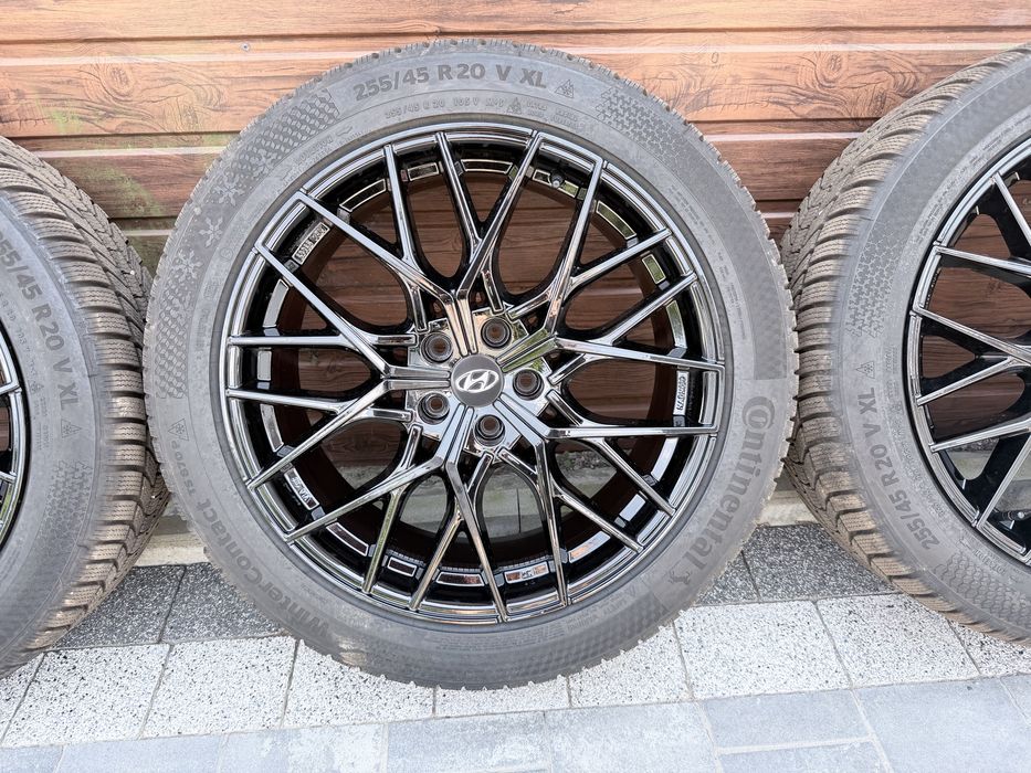 Koka zimowe hyundai Ioniq 5 tucson 255/45r20 2025 rok Continental