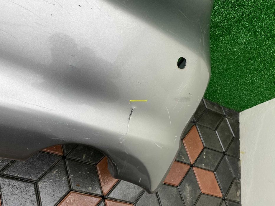 Бампер задній Mitsubishi Grandis Мітсубісі Грандіс