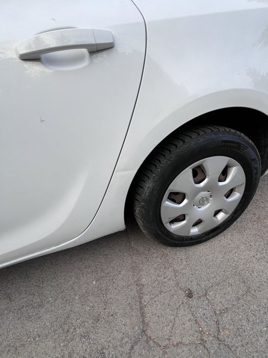 Opel astra j 1.7