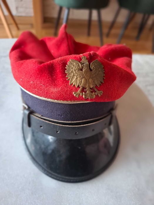 Czapka zawiadowcy z PKP