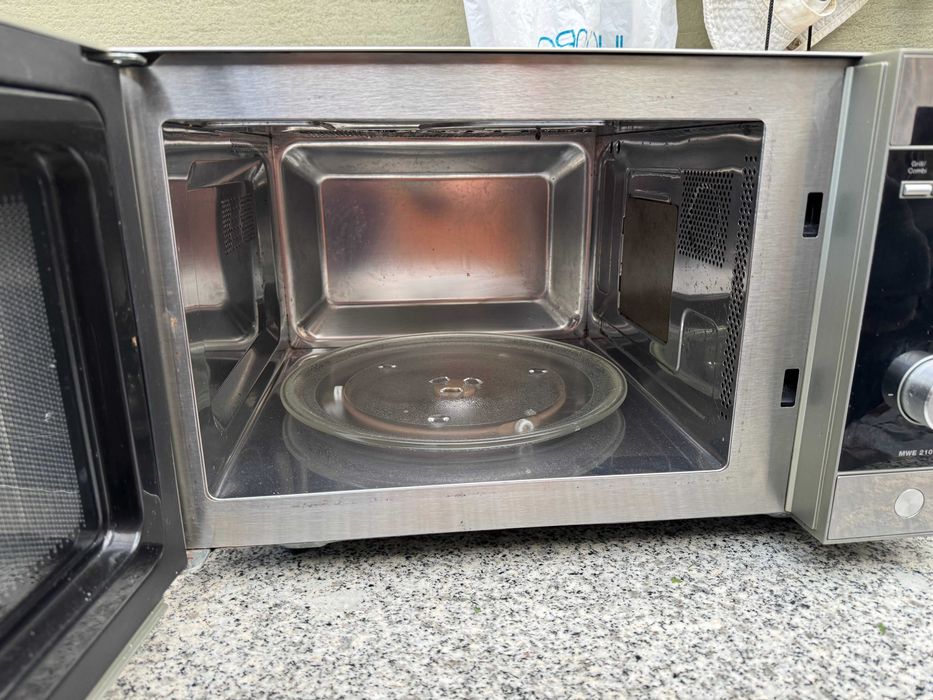Micro-ondas Teka Inox com Grill (MWE 210 G)
