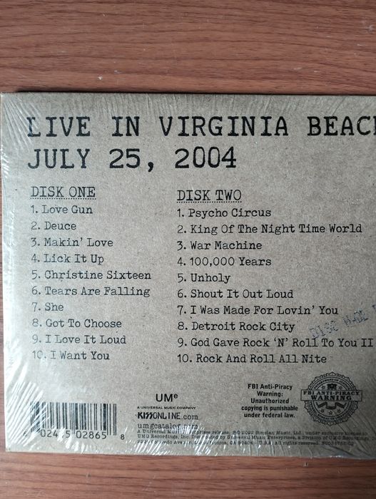 CD duplo Kiss - Live in Virginia Beach