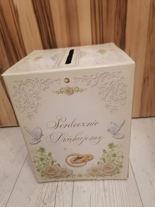 Suknia ślubna plus welon