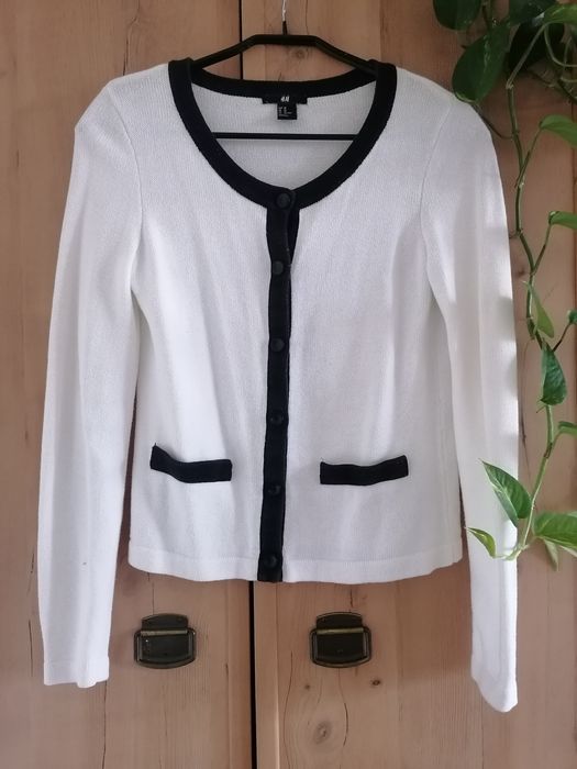 Elegancki sweterek, kardigan, jak żakiet