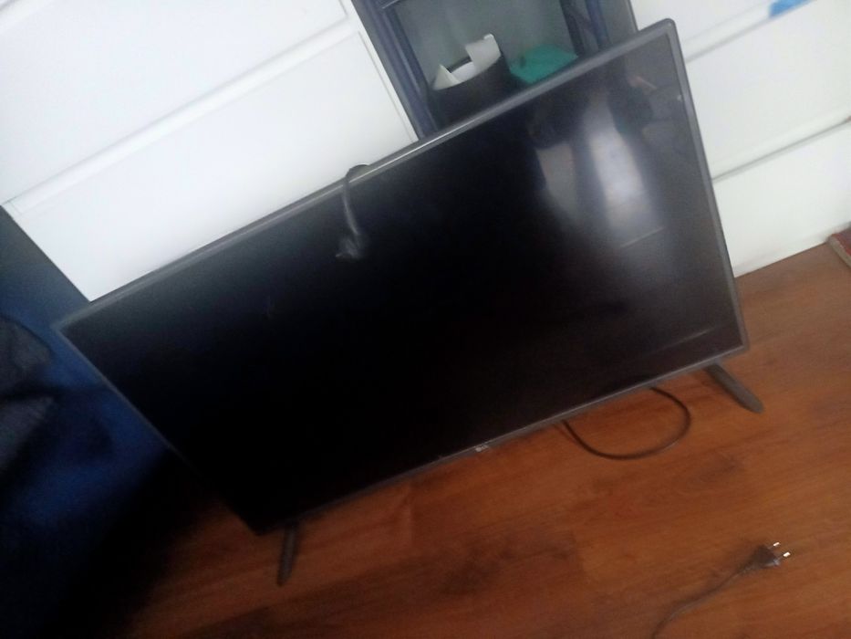 Sprzedam telewizor LG