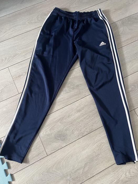 Спортивний чоловічий костюм adidass