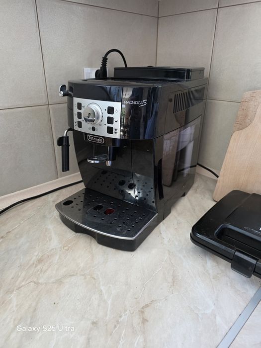 Ekspres Do Kawy DeLonghi Magnifica S