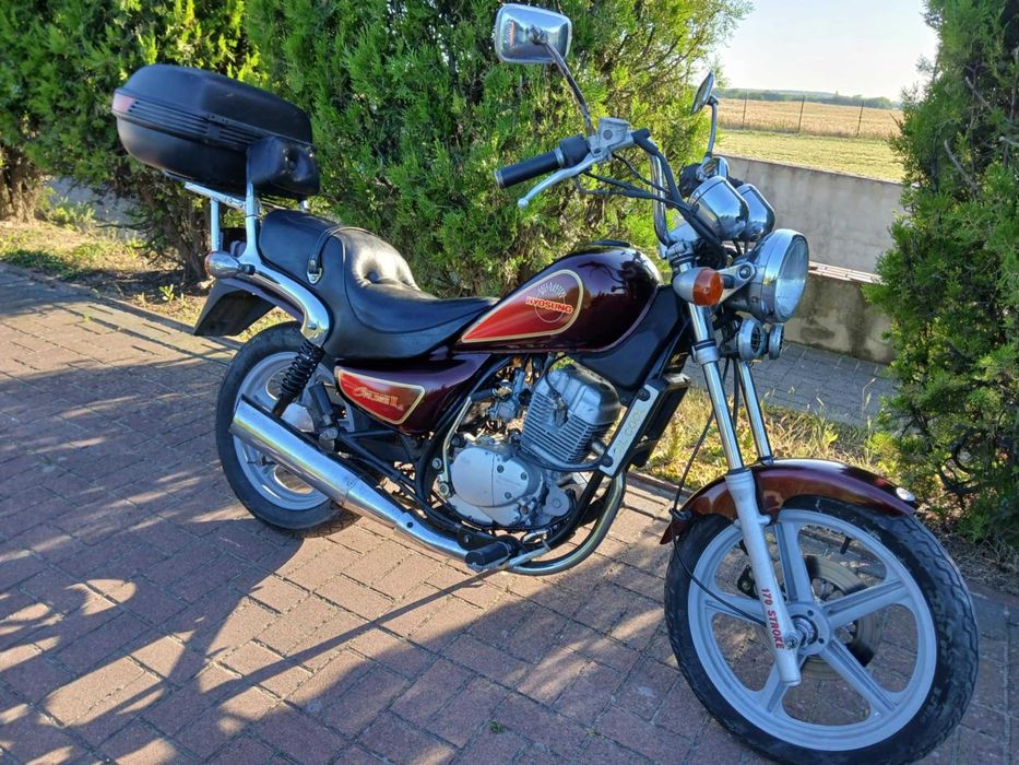 Hyosung Ga 125,Bdb stan ,Kuferek, Swieze Opłaty,Do jazdy,Inne 125tki