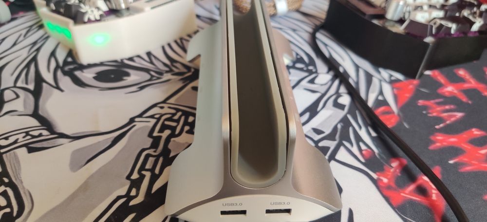 Вертикальна USB-C док-станція для MacBook 11-в-1 HDMI LAN SD TF