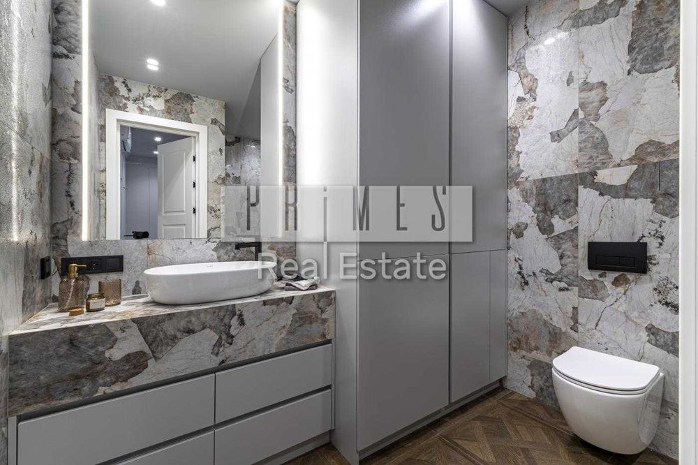 Продаж нова 3к квартира 83м2 ремонт Велика Васильківська 132 сталінка Печерськ