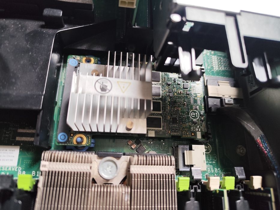 Dell Poweredge r720449690927712839684