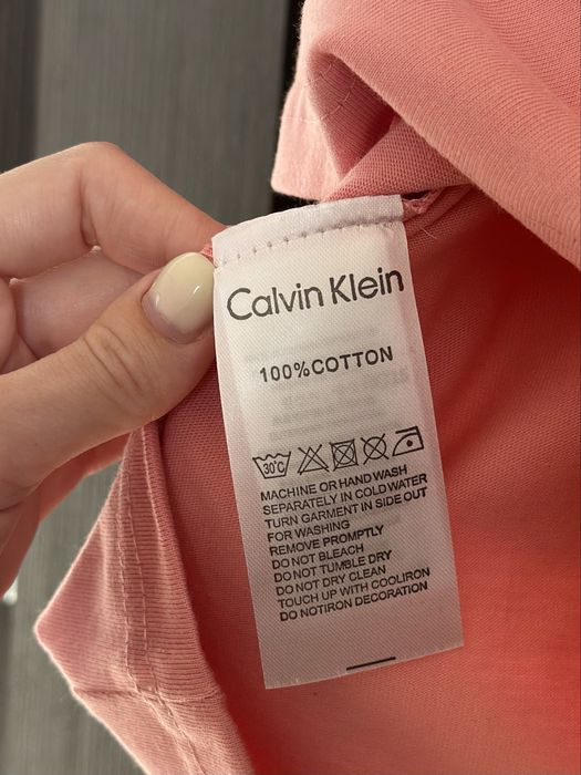 Футболка Calvin Klein в двох кольорах