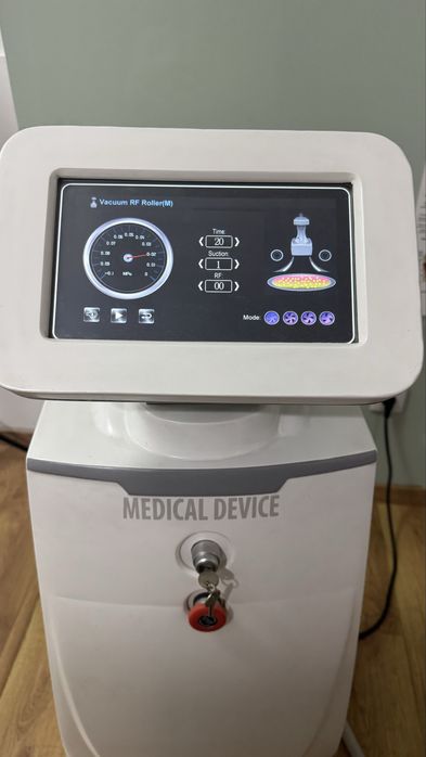 Maquina endermologia (1 manipulo avariado)