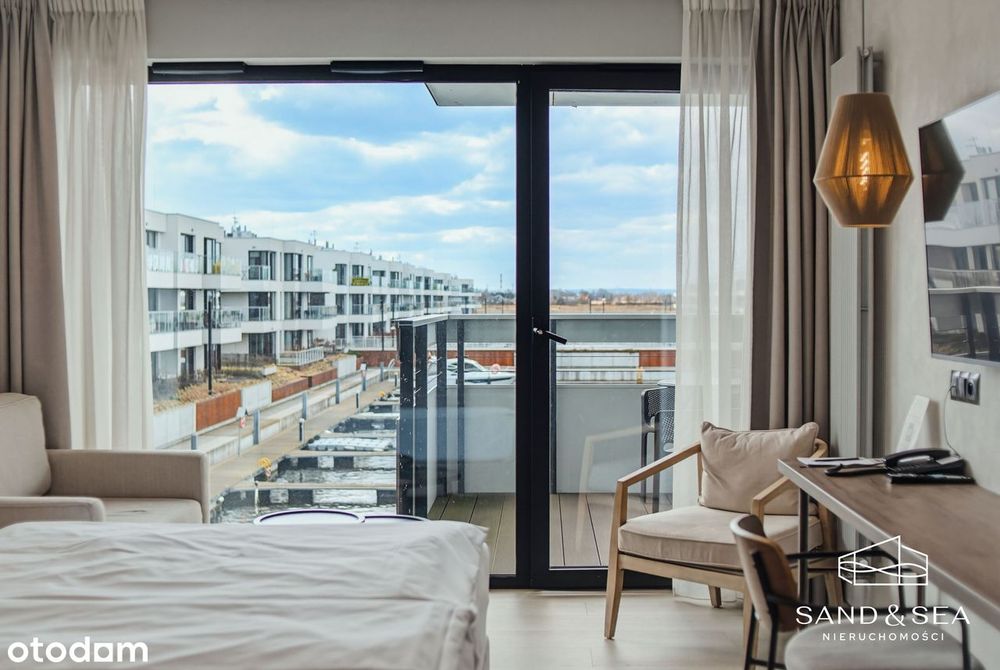 Jasny apartament z widokiem na marinę jachtową. Kup i zarabiaj 8,33%