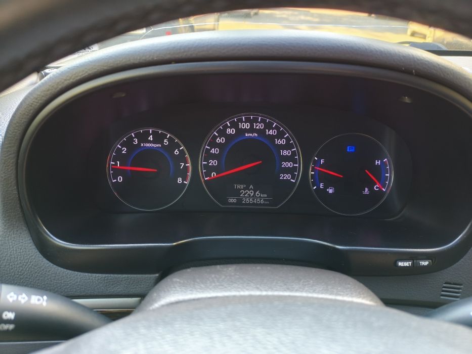 Hyundai Santa FE 2011 VIN KMHSH81BDCU827678 фото оголошення 14 з 24