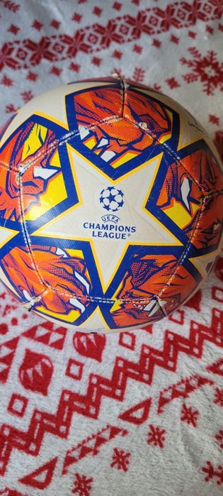 Bola de  futebol ou basquetebol