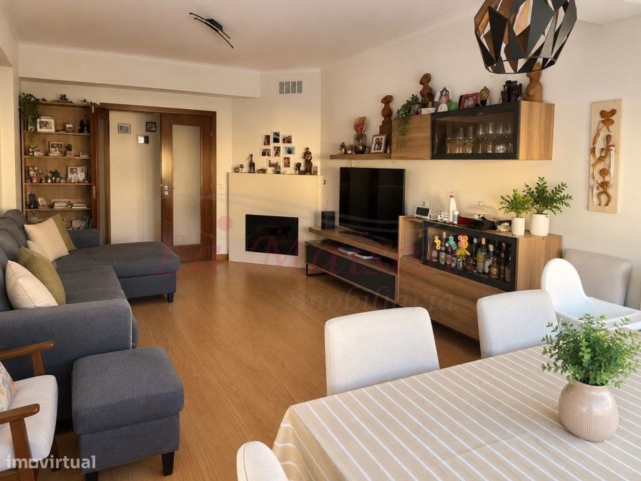 Apartamento T3 no Infantado