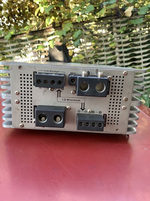 Продам усилитель Кикс 2*750 моноблок