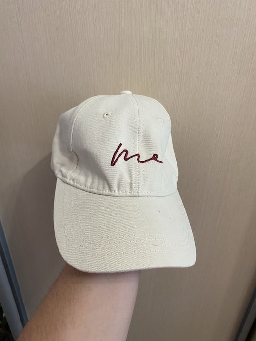 Новенька кепка с принтом