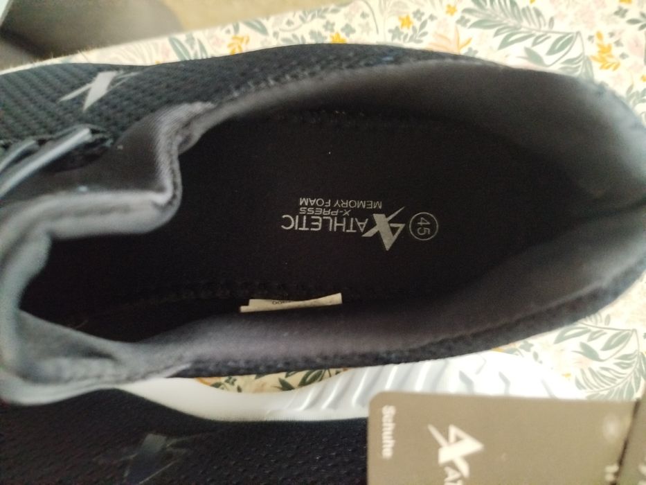 Buty sportowe męskie rozmiar 45 Nowe