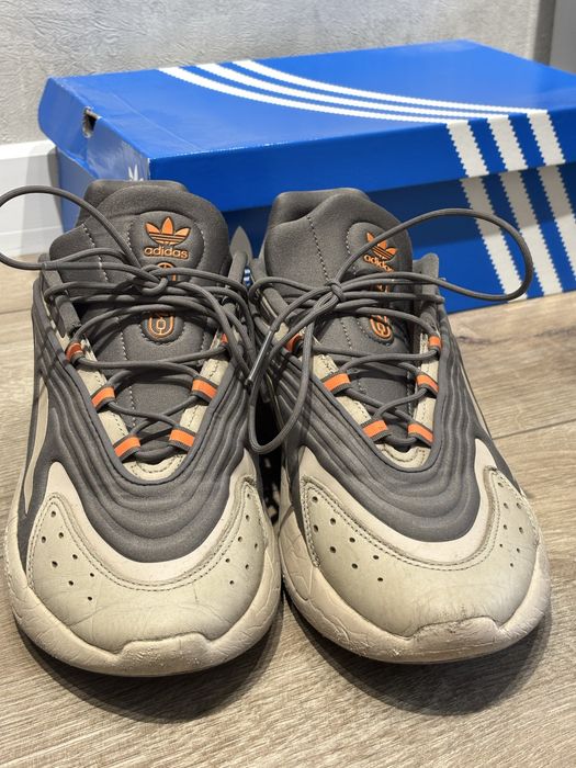 Кросівки Adidas Ozelia, 45 розмір, 29см устілка.