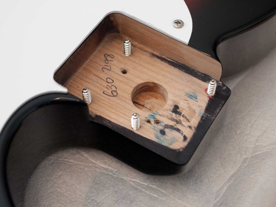 Fender Deluxe Telecaster Body + Gotoh/Fender Hardware